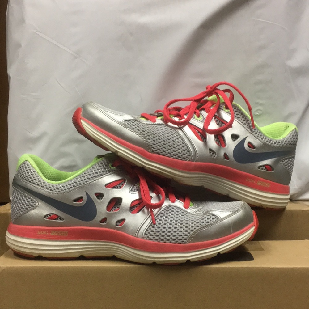 Women’s Nike shoes